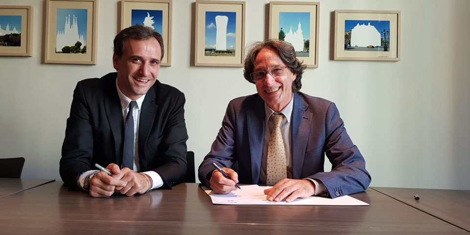 El Gremi d’Hotels de Barcelona firma un acuerdo con la FCRi para dar visibilidad internacional al turismo científico de Cataluña